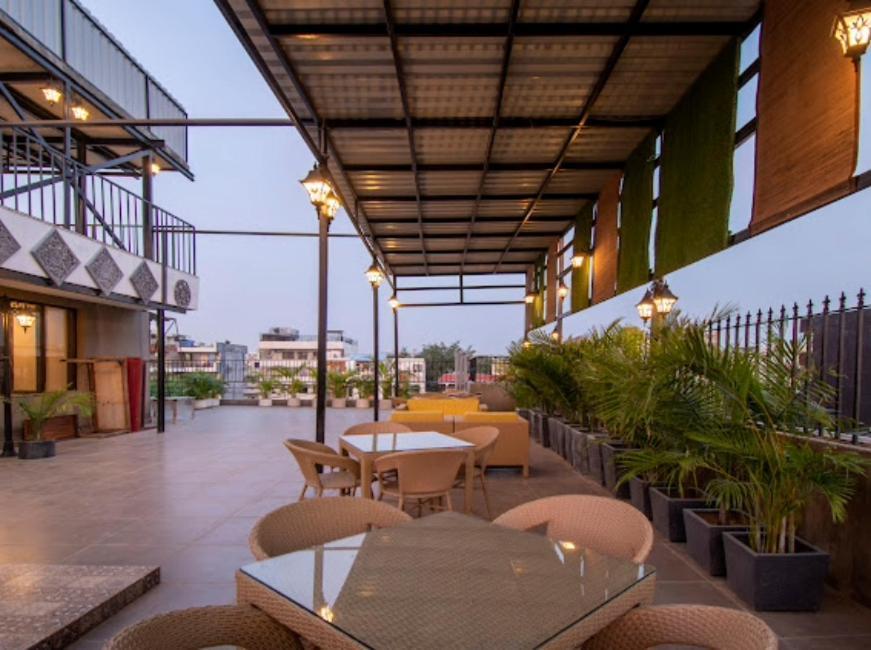 Hotel Imperial Park Sector 45 Gurgaon Exterior photo